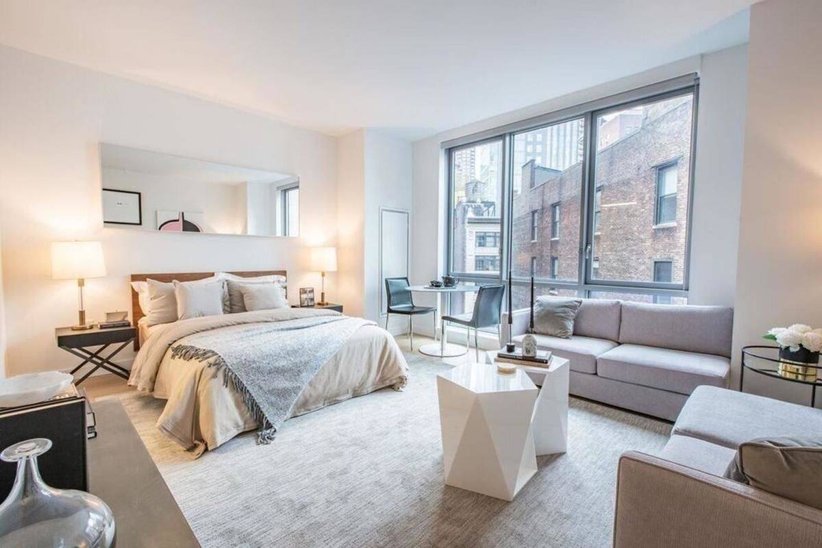 No Fee & 3 Months Free! Rent Stabilized Studio in Murray Hill Luxury Doorman Building