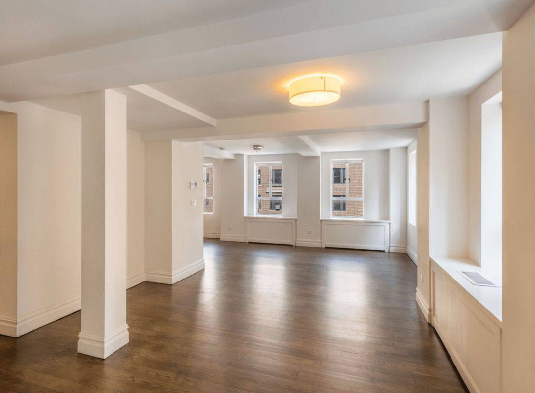 SPACIOUS, 2 BED/2 BATHROOM APARTMENT IN LUXURY UPPER WEST SIDE BUILDING