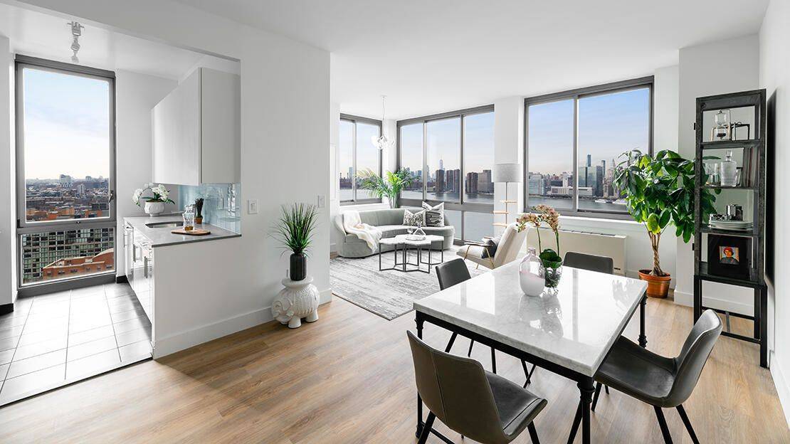 No fee ,  1  bed/ 1 bath penthouse , in Luxury LIC building, w/ breathtaking Manhattan views
