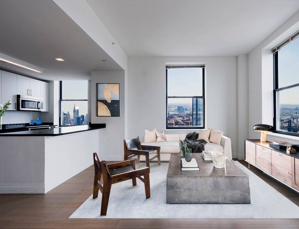 Penthouse 1 BD/1BA in FiDi with Stunning Views & W/D No Fee