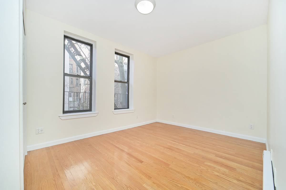 Gut Renovated 1BR in the heart of NoLita, with Dishwasher!