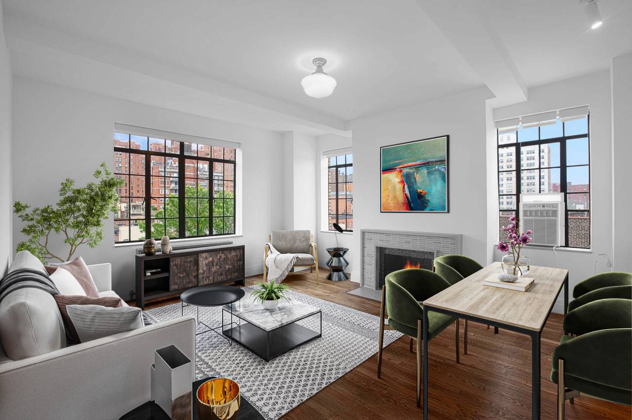 Newly Renovated, Chelsea 3 Bed/2 Bath w/ Wood-Burning Fireplace