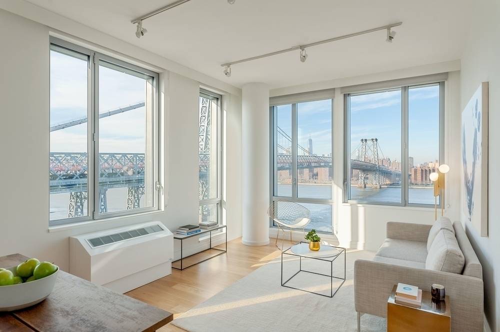 Williamsburg Corner 2BD/2BA with Southwest Views of the East River, Oak Hardwood Floors, Excellent Light, Premium Finishes, W/D, No Fee