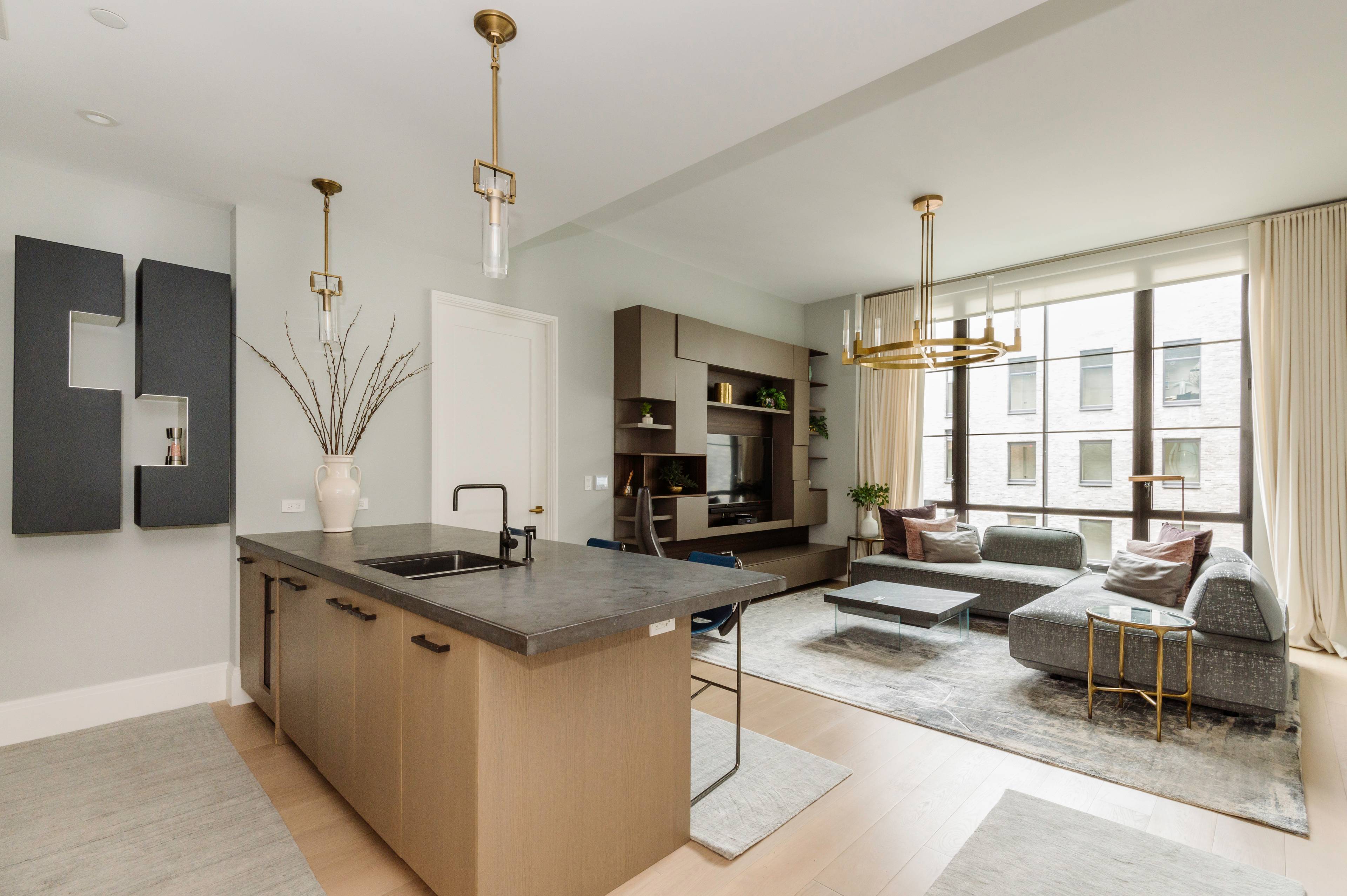 Fully furnished, luxury 2 Bed/2 Bath + Home Office, Prime East Village