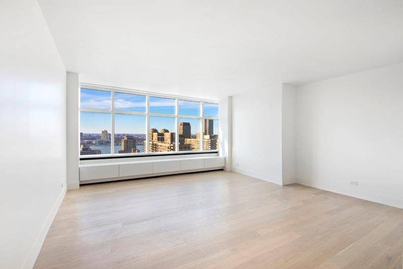 UPPER WEST SIDE... LARGE RENOVATED 1 BEDROOM... RIVER VIEWS... STEPS FROM LICOLN CENTER