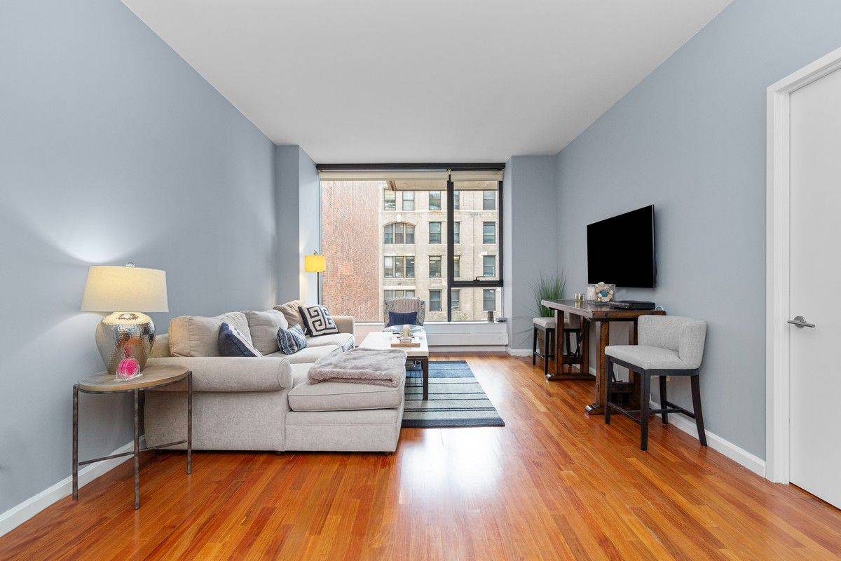 Luxurious 2 Bed/2.5 Bath in Hudson Square