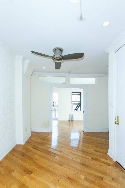 1Br w/ Private Balcony, Updated Kitchen, Washer/Dryer