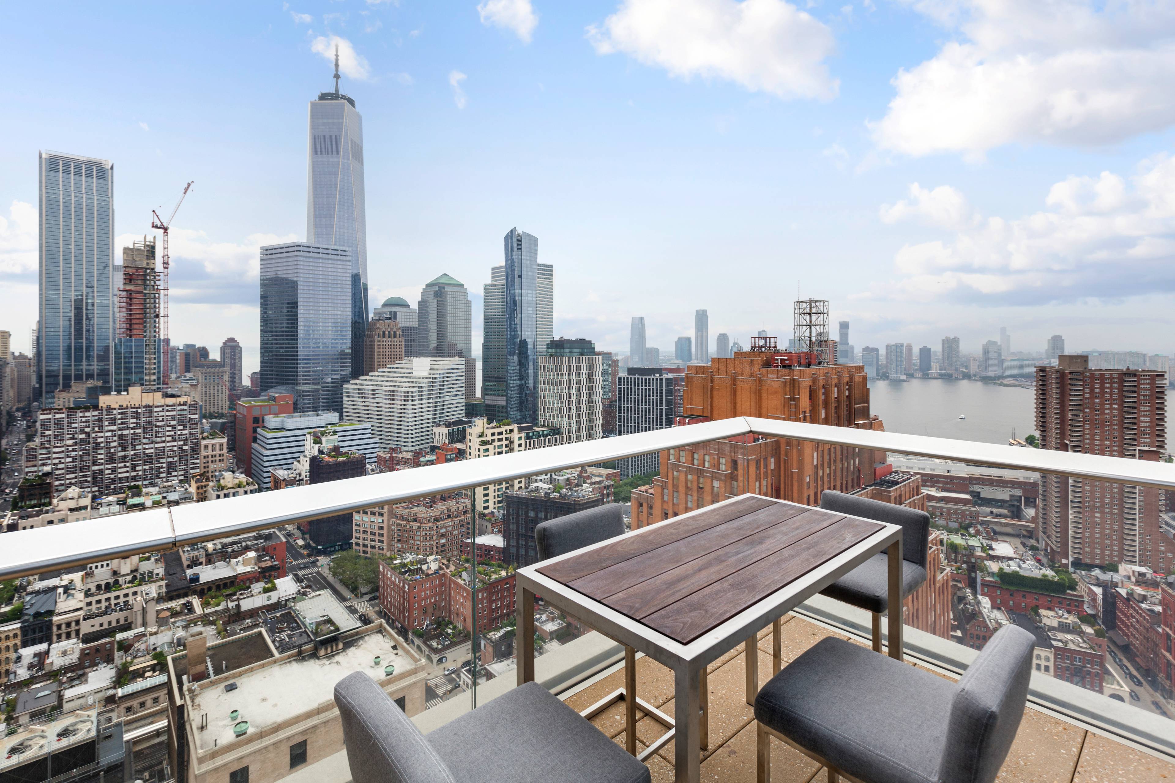 Tribeca Ultra-luxury Sprawling 2 Bedroom/ 2.5 bths with  Spectacular Skyline & River Views with a Large Terrace