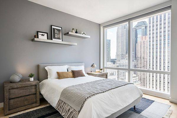 Luxurious 1 bedroom FiDi Apartment Priced to Sell