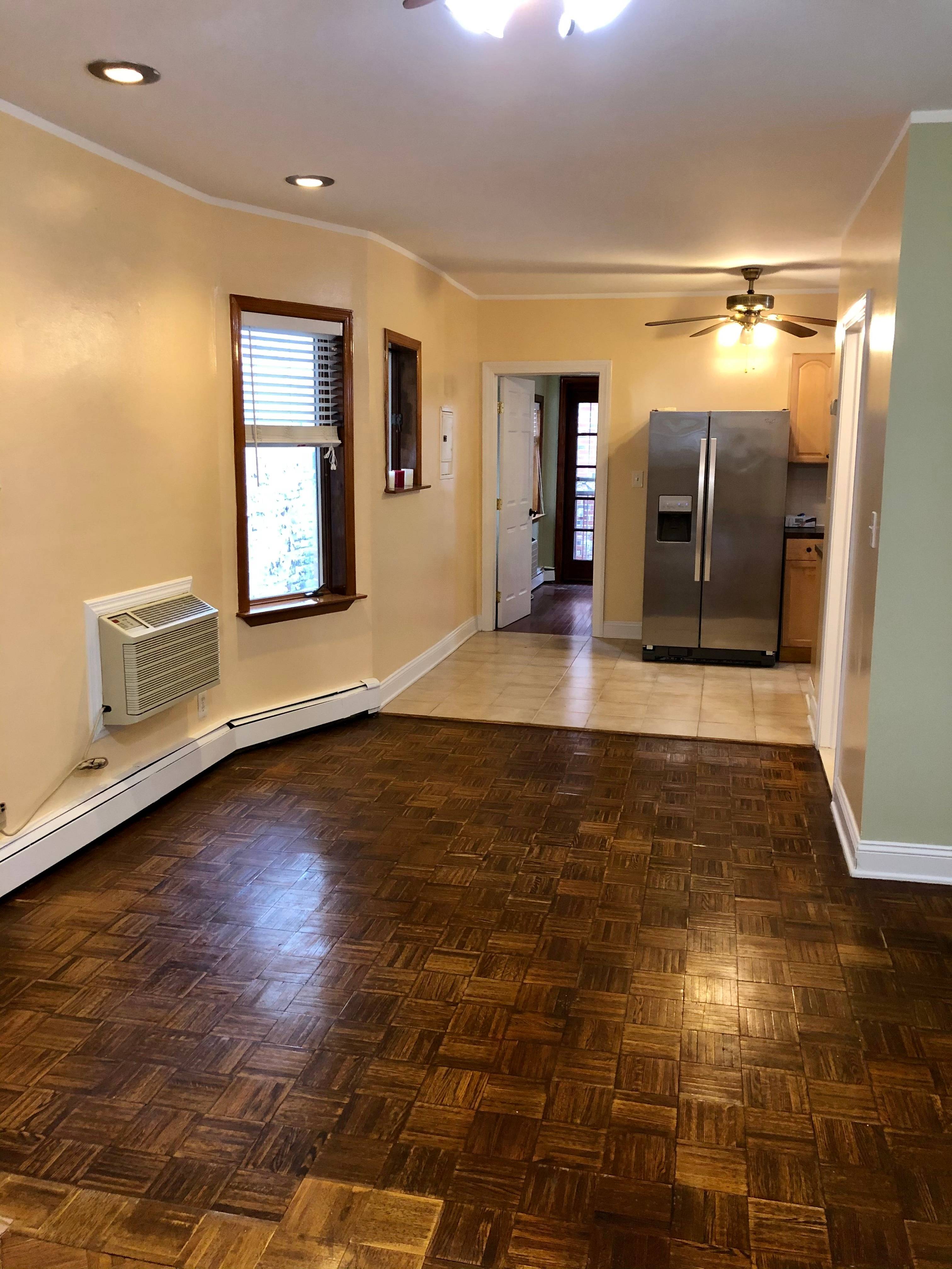 Large 2 Bedroom Apartment in the Heart of Maspeth