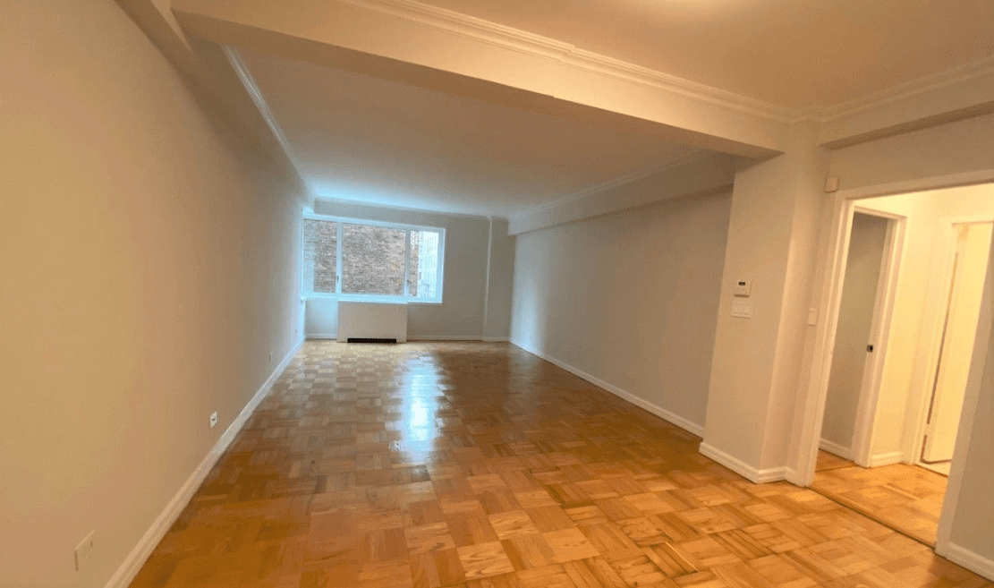NO FEE! Fantastic one bedroom, one bathroom with on the Upper East Side!