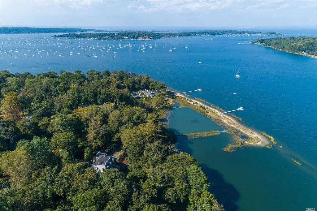Welcome to Greenbridge - Fabulous Waterfront in Oyster Bay Cove