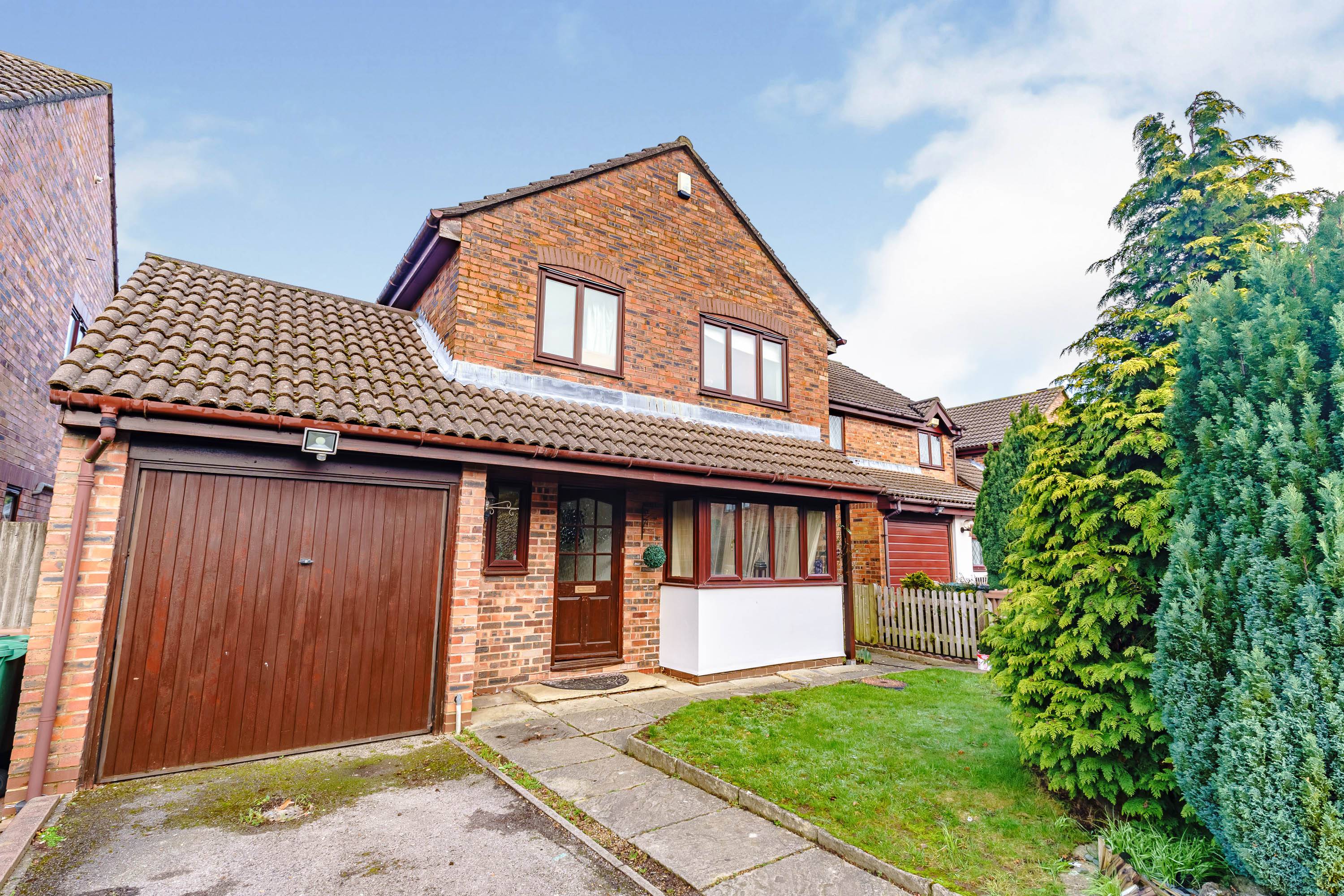 Detached 4 Bedroom Family Home