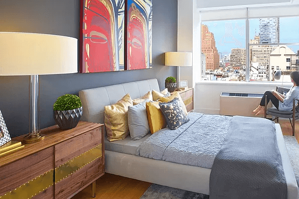 Luxury 2BR/1BA located in Full Service Building in the heart of TriBeCa