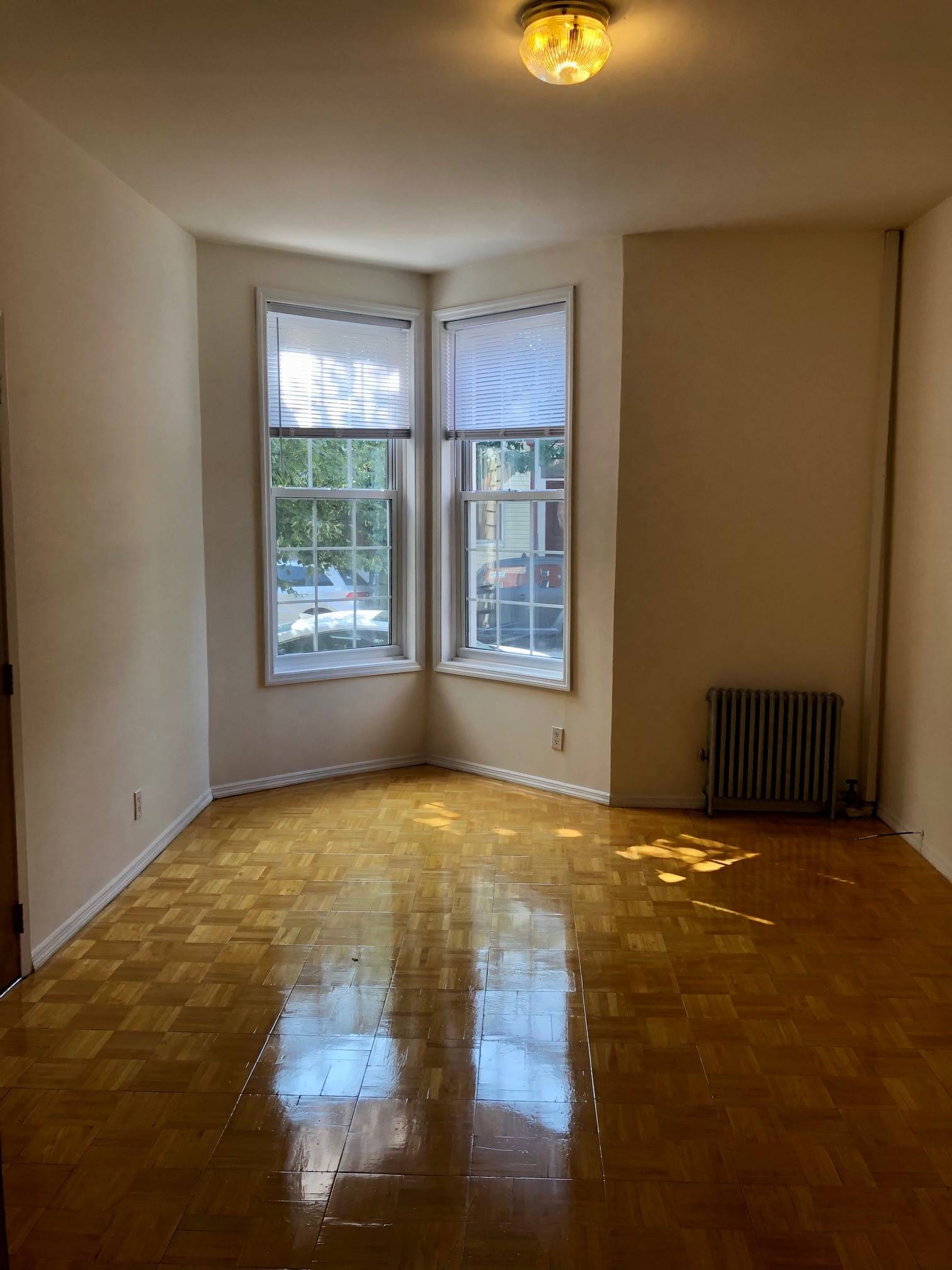 Amazing 1.5 Bedroom Floor Through Apartment in the Heart of Greenpoint