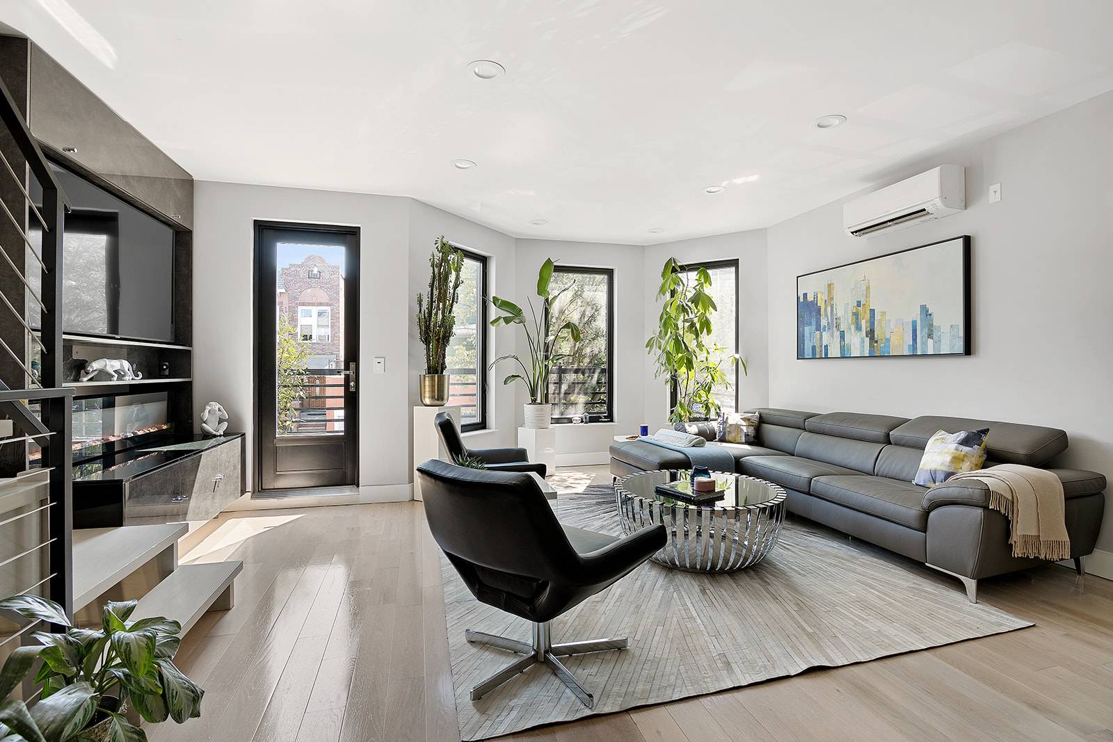 Stunning Two-Family New Construction Townhouse in Prime Greenpoint
