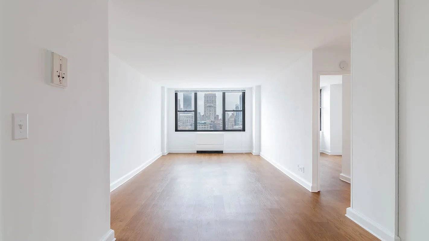 4 Bedrooms on E 27th Street