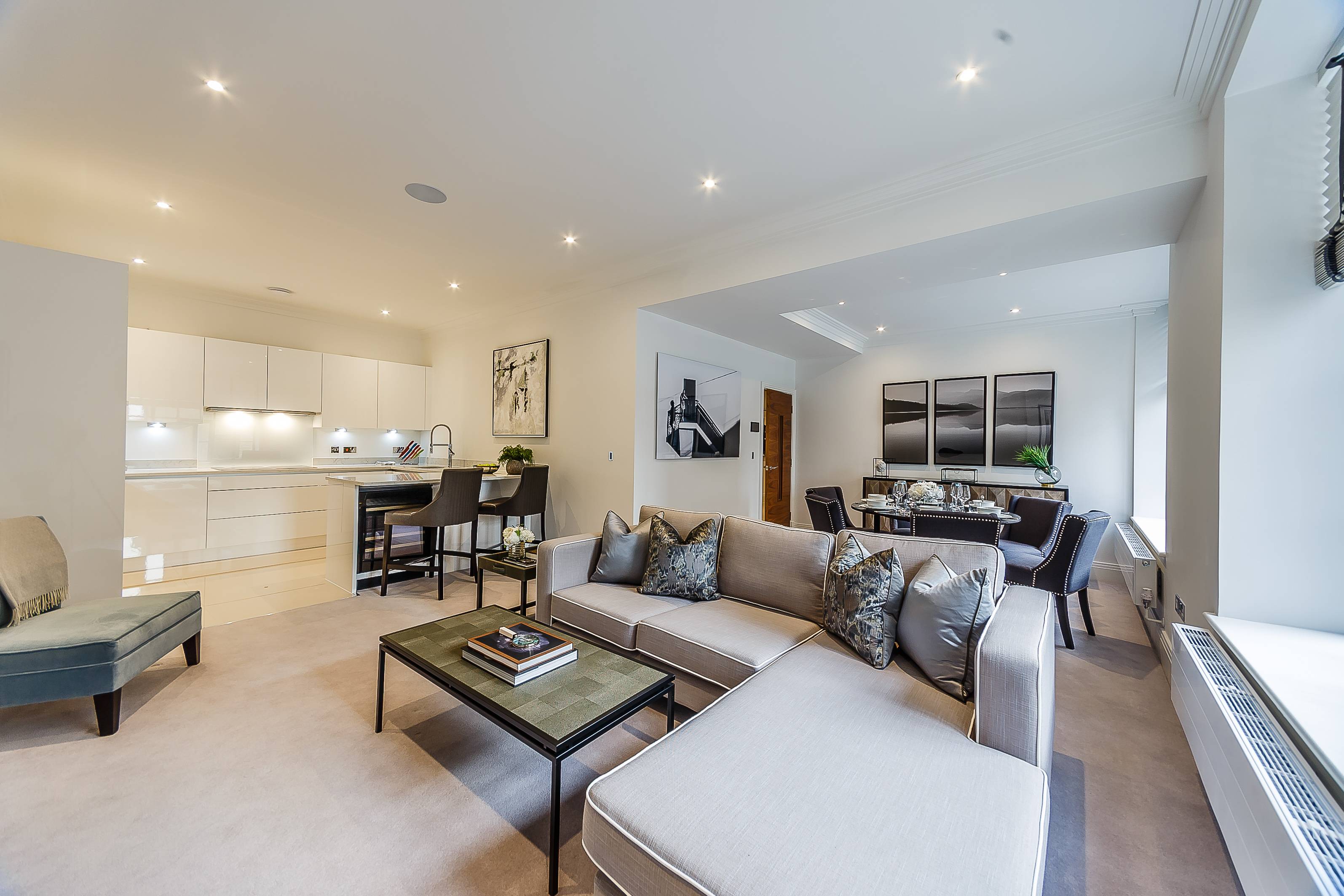 Brand new interior designed two bedroom, two bathroom first floor apartment facing the courtyard is set within this newly converted, warehouse style, gated development on the River Thames