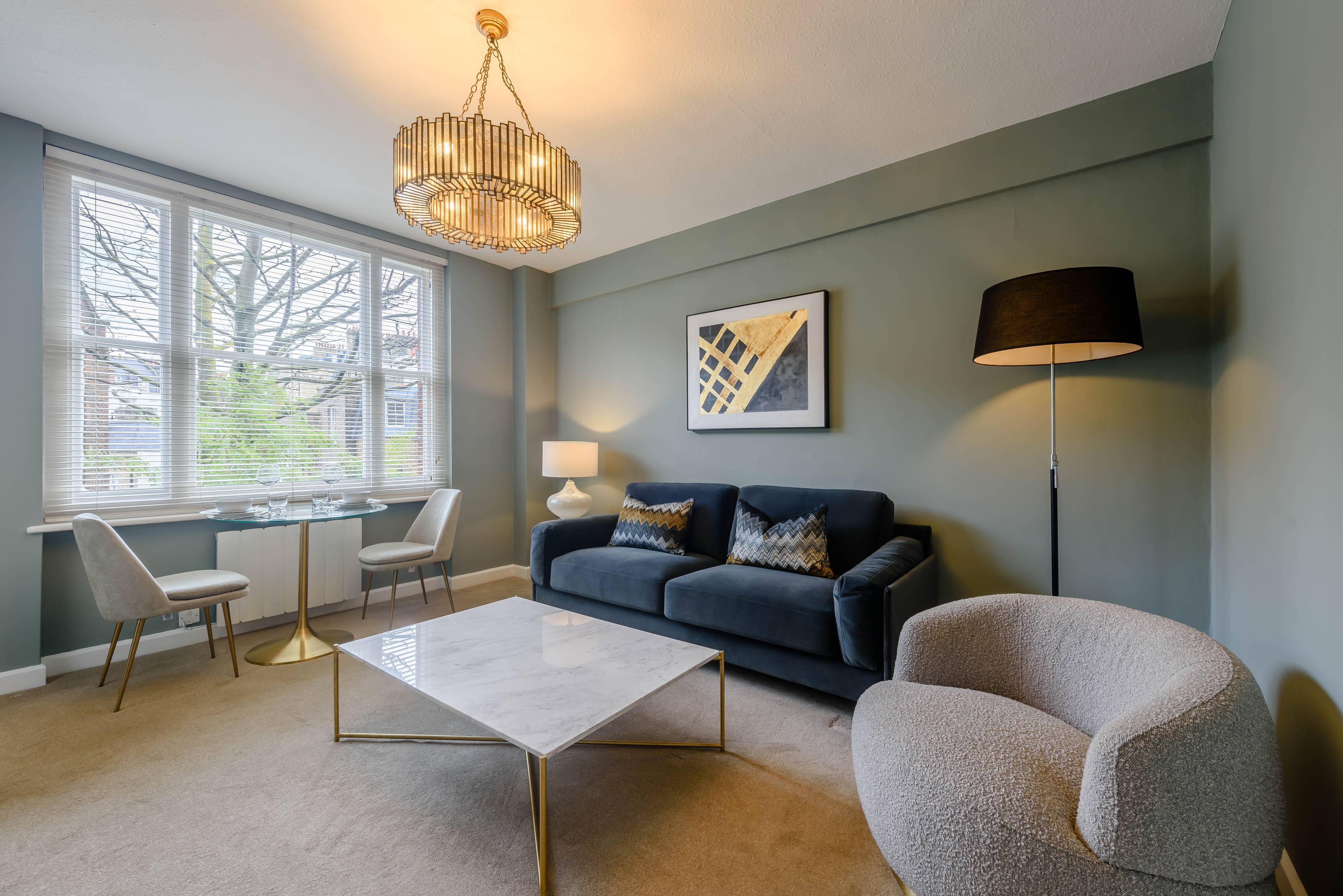 A modern one-bedroom apartment on Hill Street, Mayfair. This cosy apartment features a large double bedroom, modern fitted bathroom and a spacious reception room.