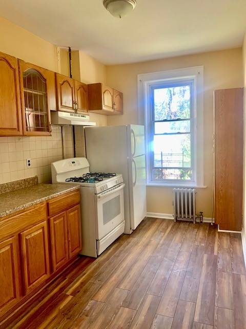 Spacious Flatbush two bedroom with Home Office.