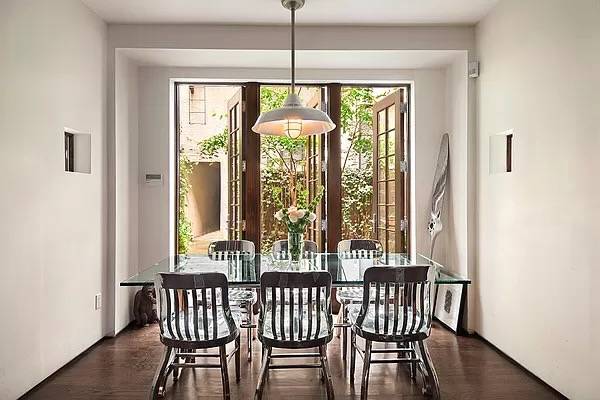 MAGICAL CARRIAGE HOUSE IN THE HEART OF THE WEST VILLAGE