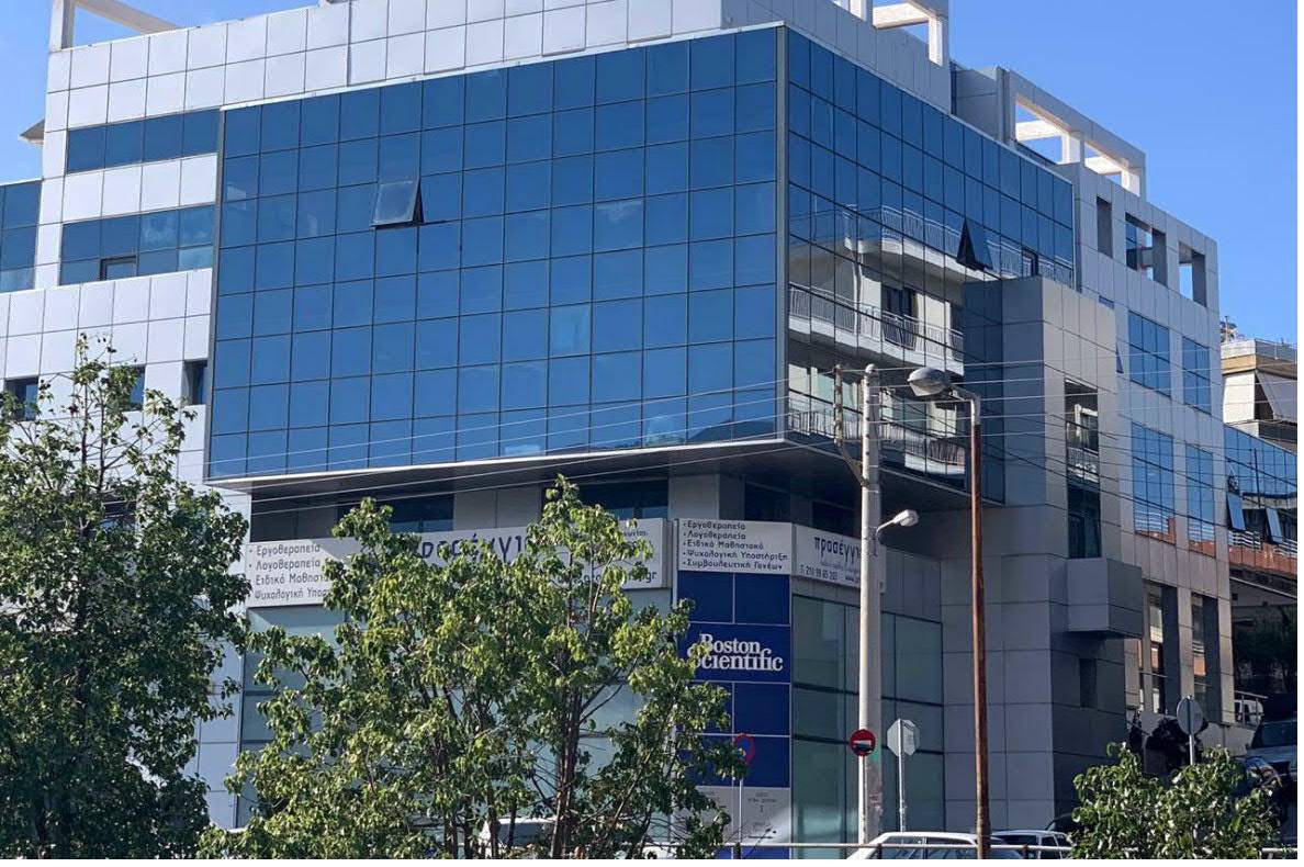 Entire Commercial building, corner, with modern infrastucture and facilities in key-location in Ilioupoli