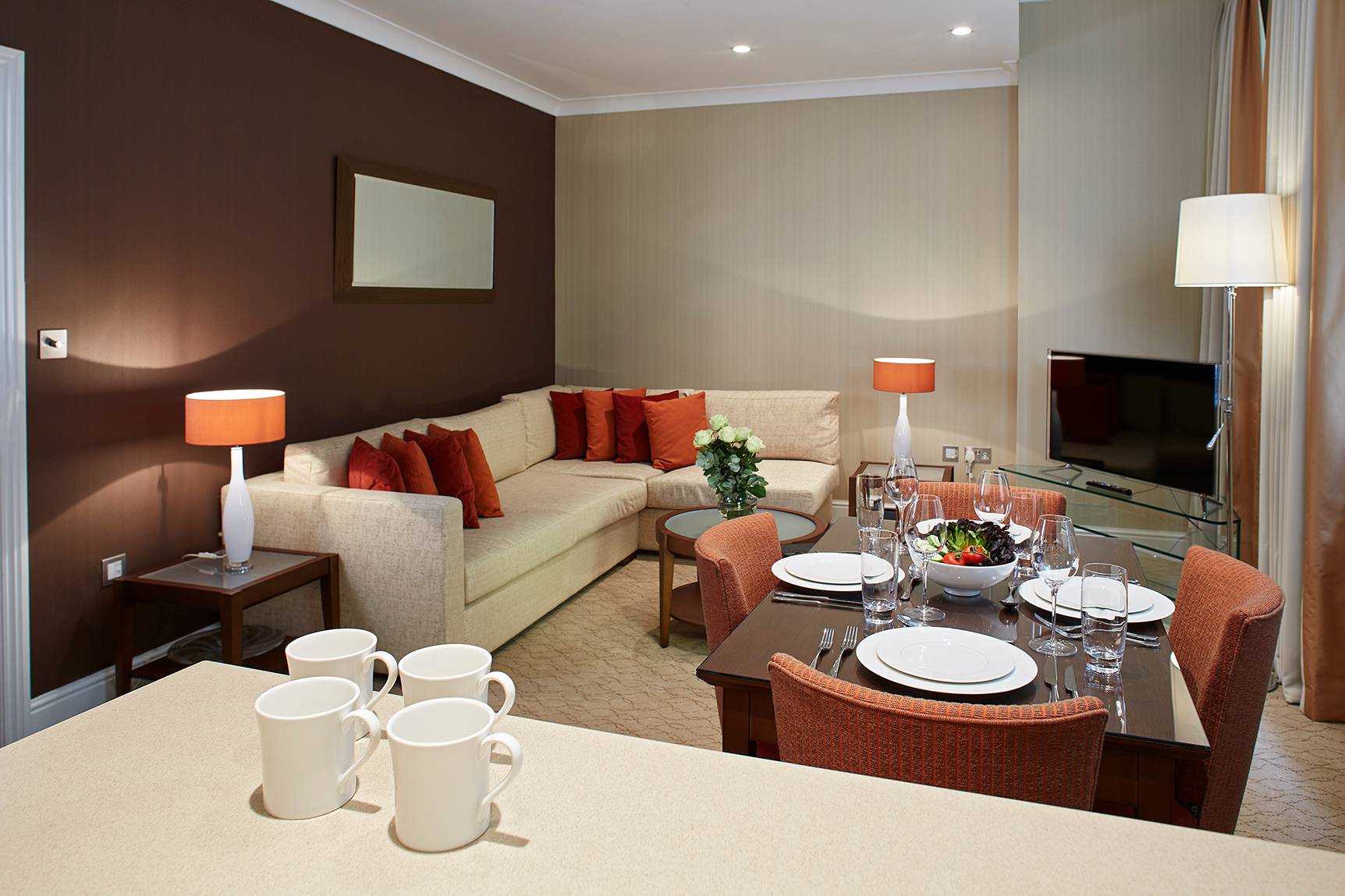 Newly Refurbished Luxury Two-Bedroom Serviced Apartment with premium amenities in the heart of the City of London