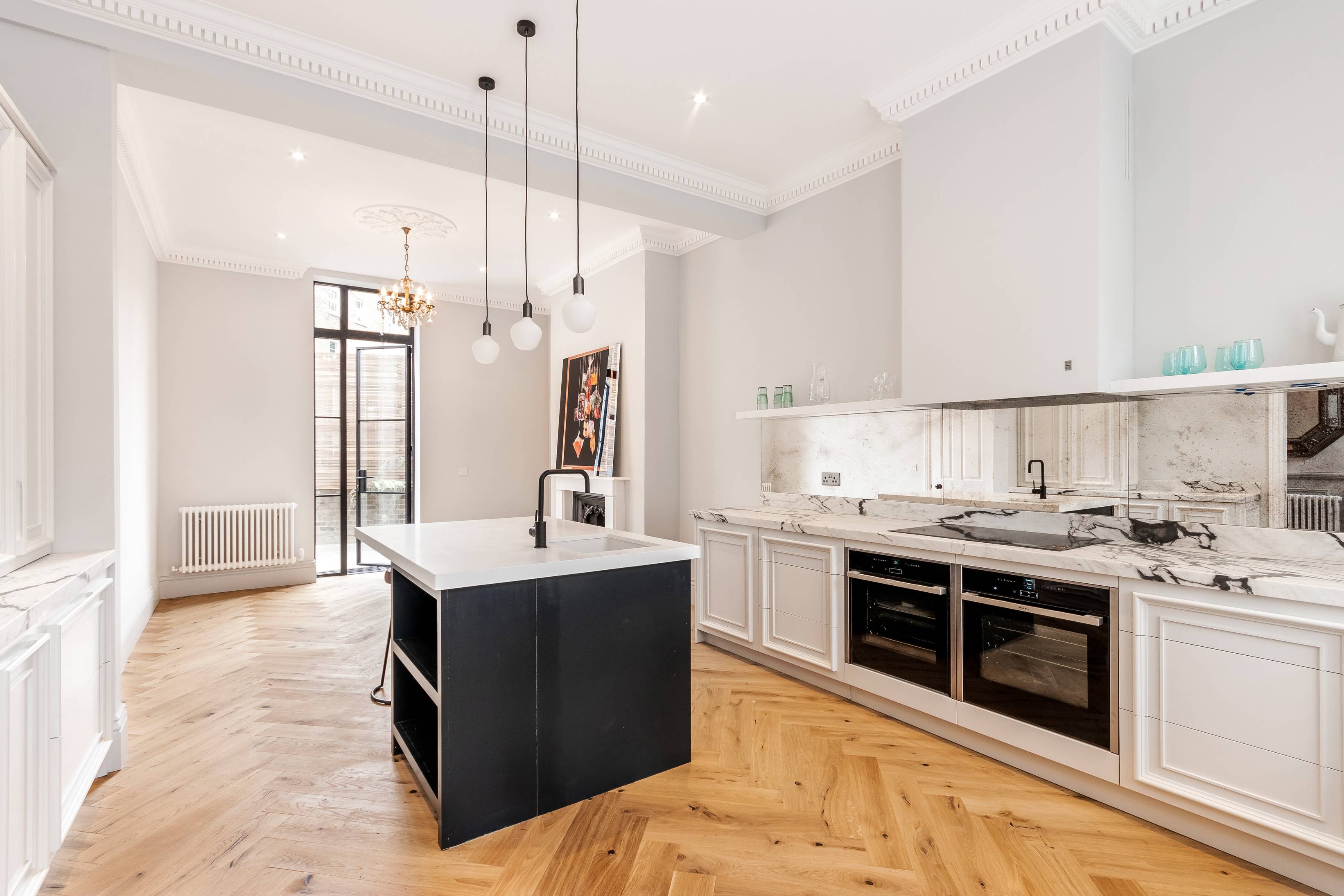 Seriously impressive 6 Bedroom Georgian era townhouse, masterfully renovated to a very high standard from top to bottom by the current owner offering exceptional sense of luxurious living on a highly desirable tree lined Camberwell Grove.