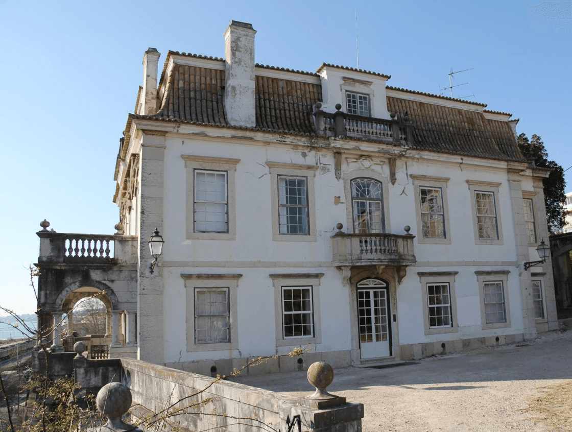16th Century Estate | Compelling Invest Opportunity | Lisbon's Riverfront