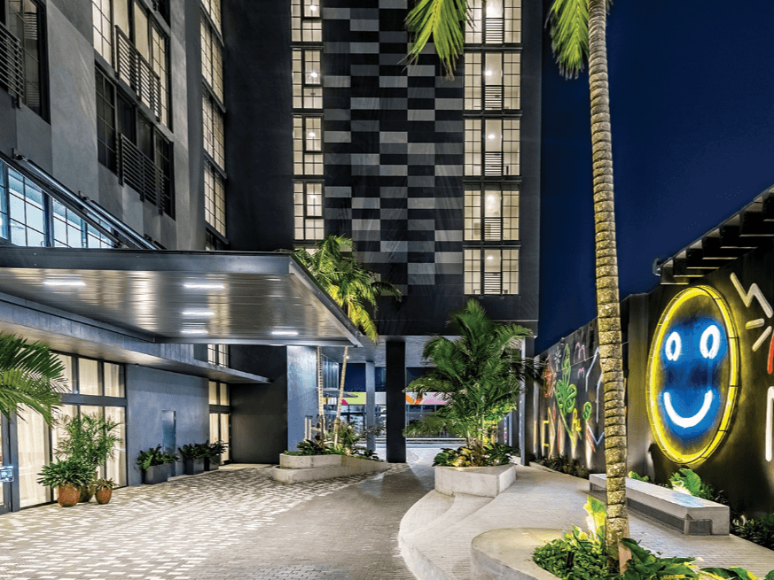Miami's Best Location|Luxury Apartments| Miami Art District