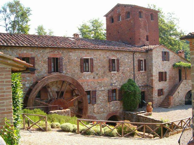FAMOUSLY RENOWNED MILL IN THE TUSCAN COUNTRYSIDE
