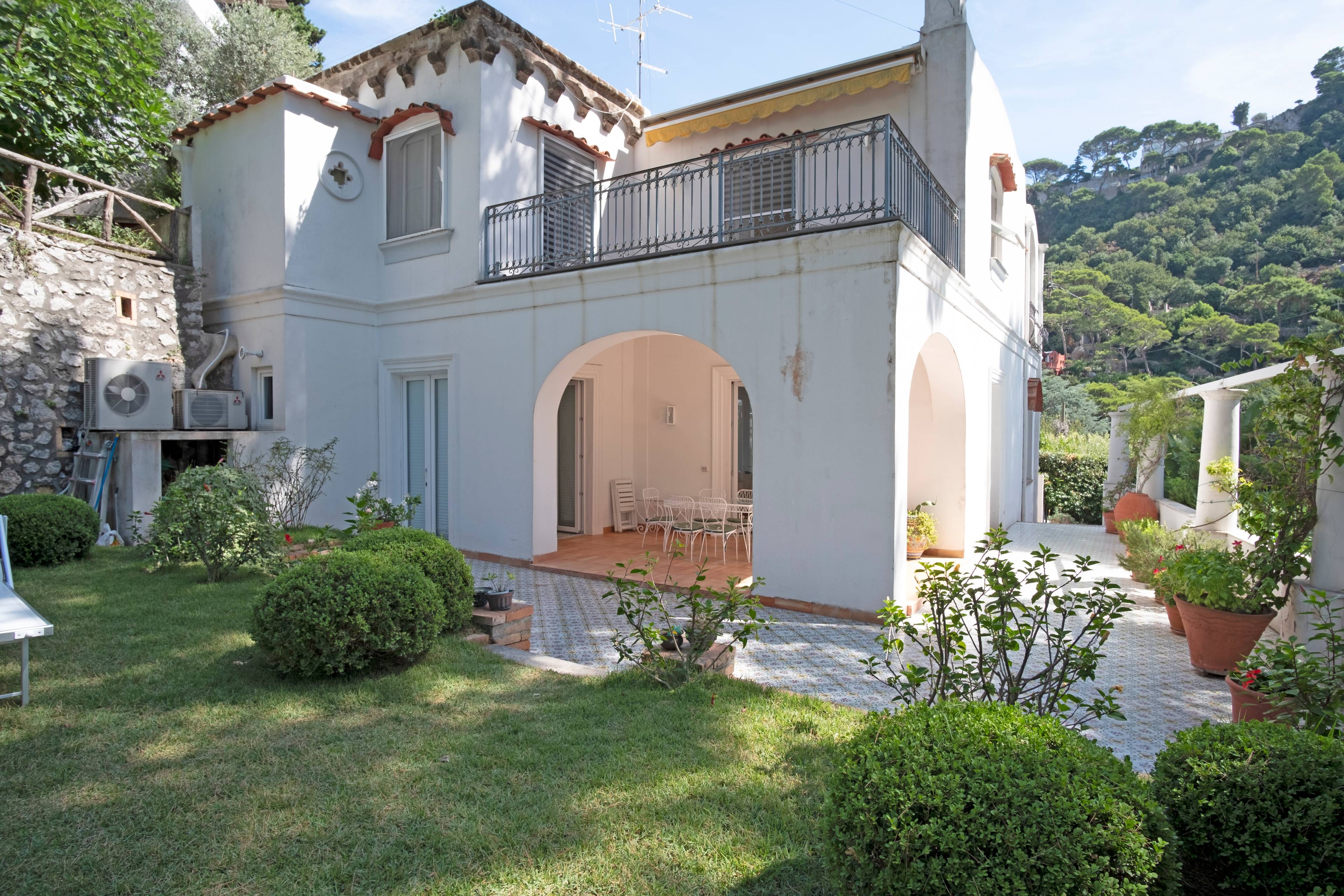 Villa Caprese - Historic Villa in Capri