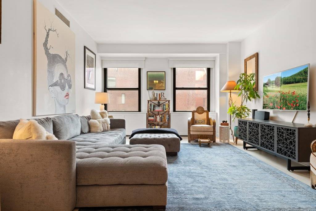**Rare Oversized Renovated 2Bed/2Bath in the Heart of Tribeca - Franklin Tower**