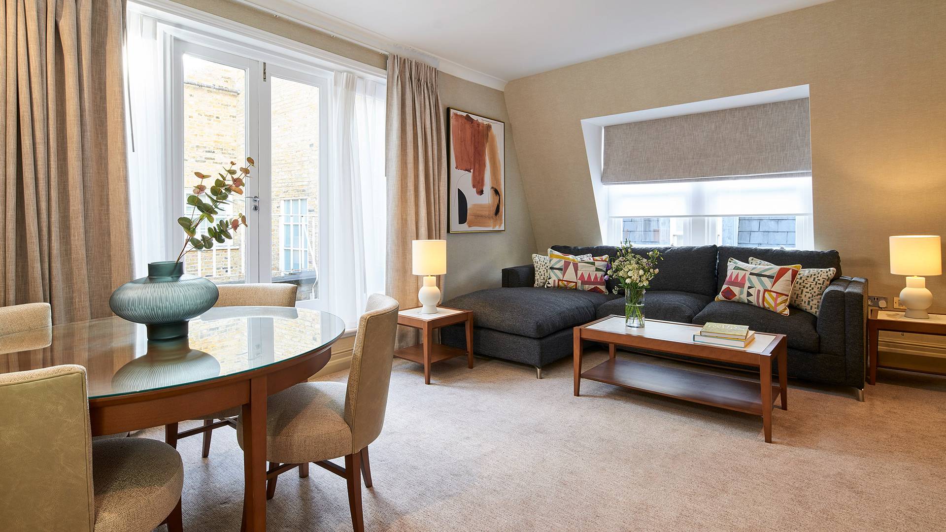 Deluxe One-Bedroom Serviced Apartment in the heart of the City of London