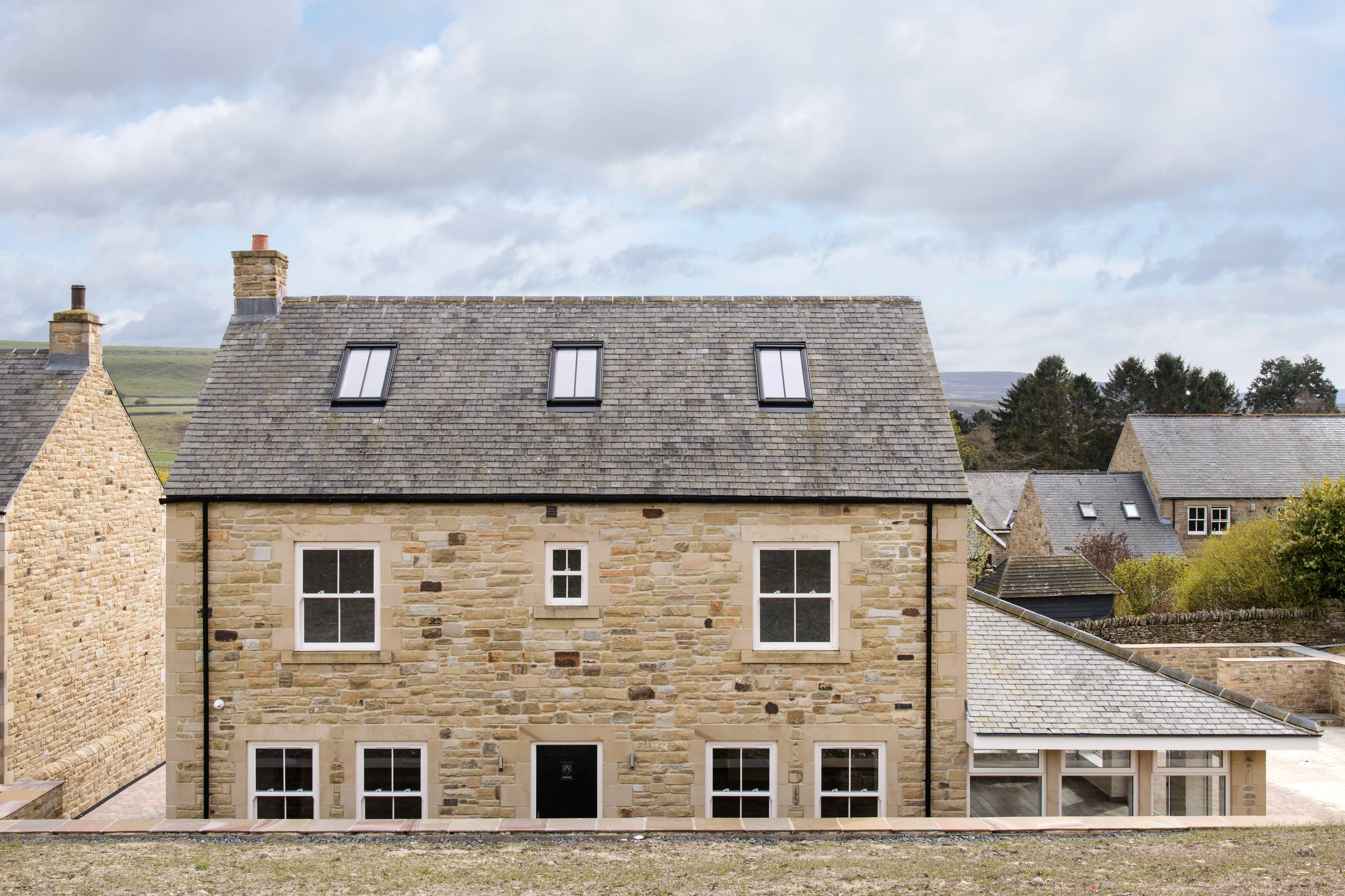 Located 2 miles away from the beloved Derwent Reservoir; this impressive 6-bedroom stone house sits in a sought-after location surrounded by countryside. Close to neighbouring Northumberland, Edmundbyers is a village offering scenic views and quietude.