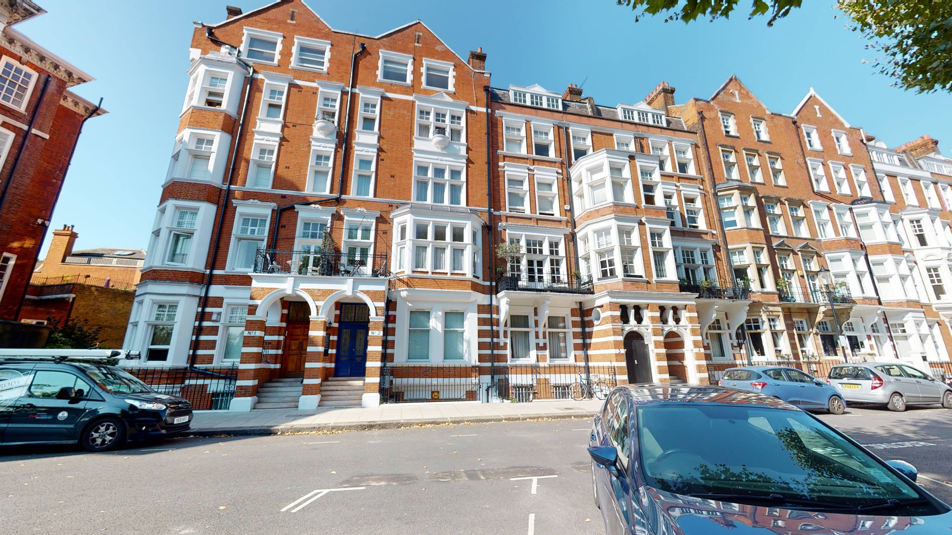 Short lease studio apartment with separate kitchen and bathroom with mezzanine level, in a highly desirable location opposite Chelsea Embankment.
