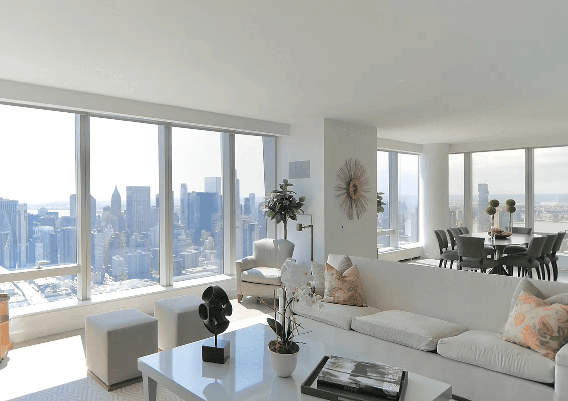 74TH FLOOR 3 BED CONDO WITH EAST RIVER VIEWS