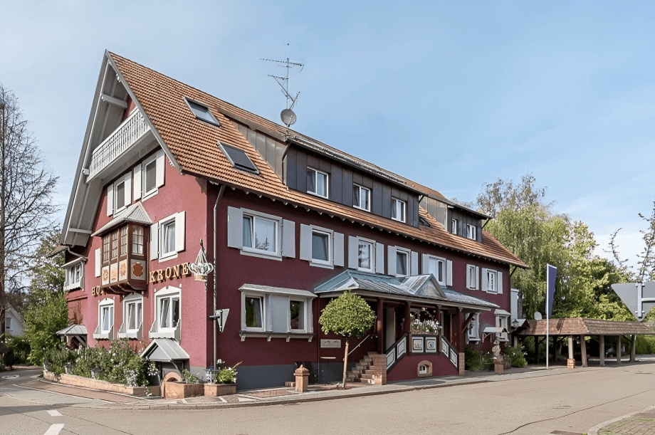 RARE INVESTMENT OPPORTUNITY - peaceful retreat located in the picturesque outskirts of Emmendingen
