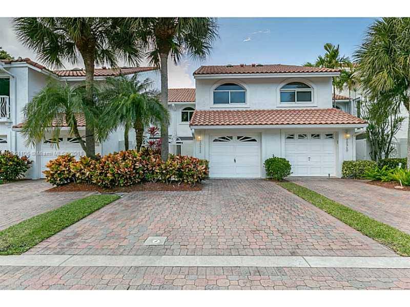 Renovated Aventura Townhouse with Patio | Gated Community Golden Pointe | The Point | 3 Bed 2.5 Bath