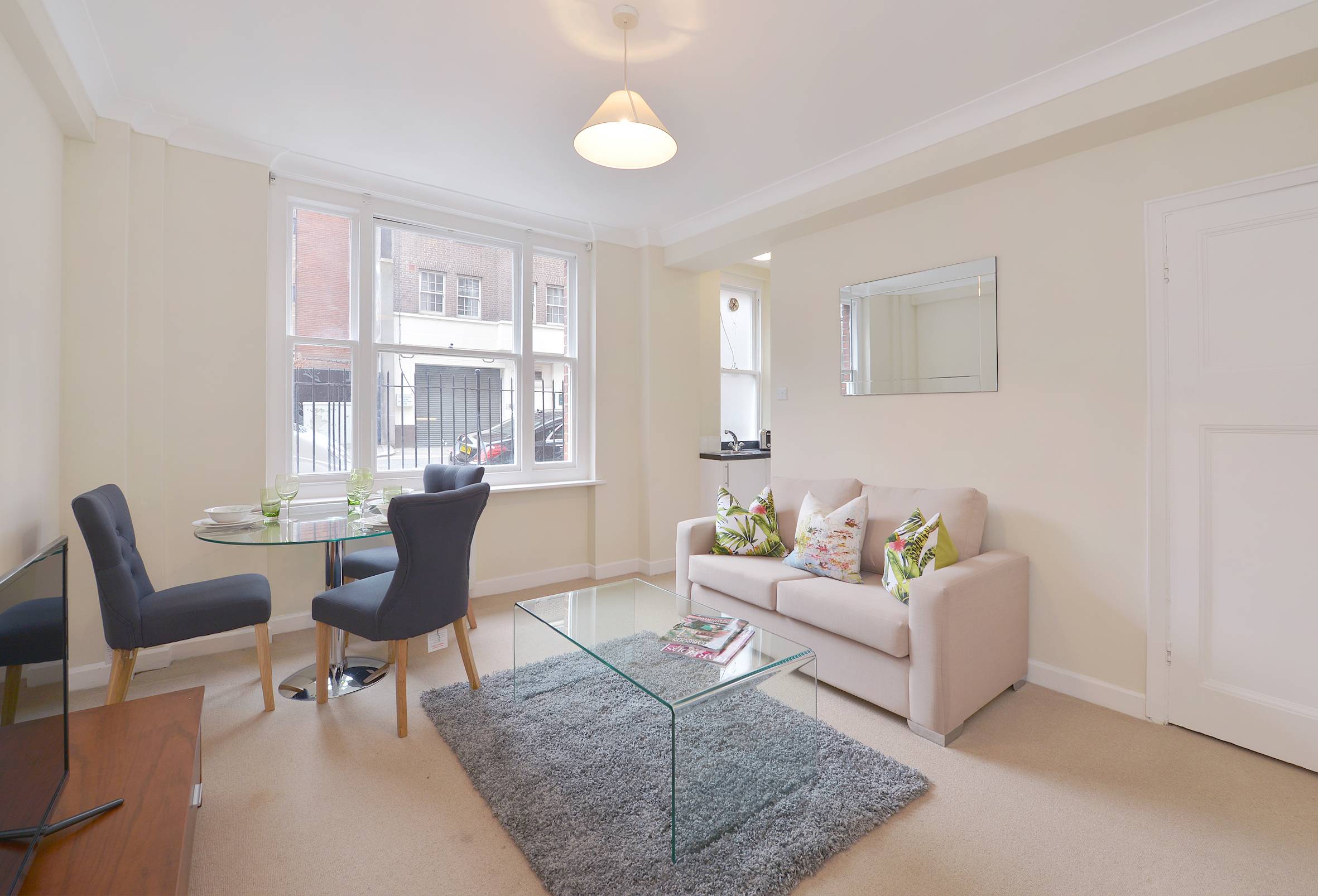 Large one bedroom apartment Mayfair, furnished or unfurnished.