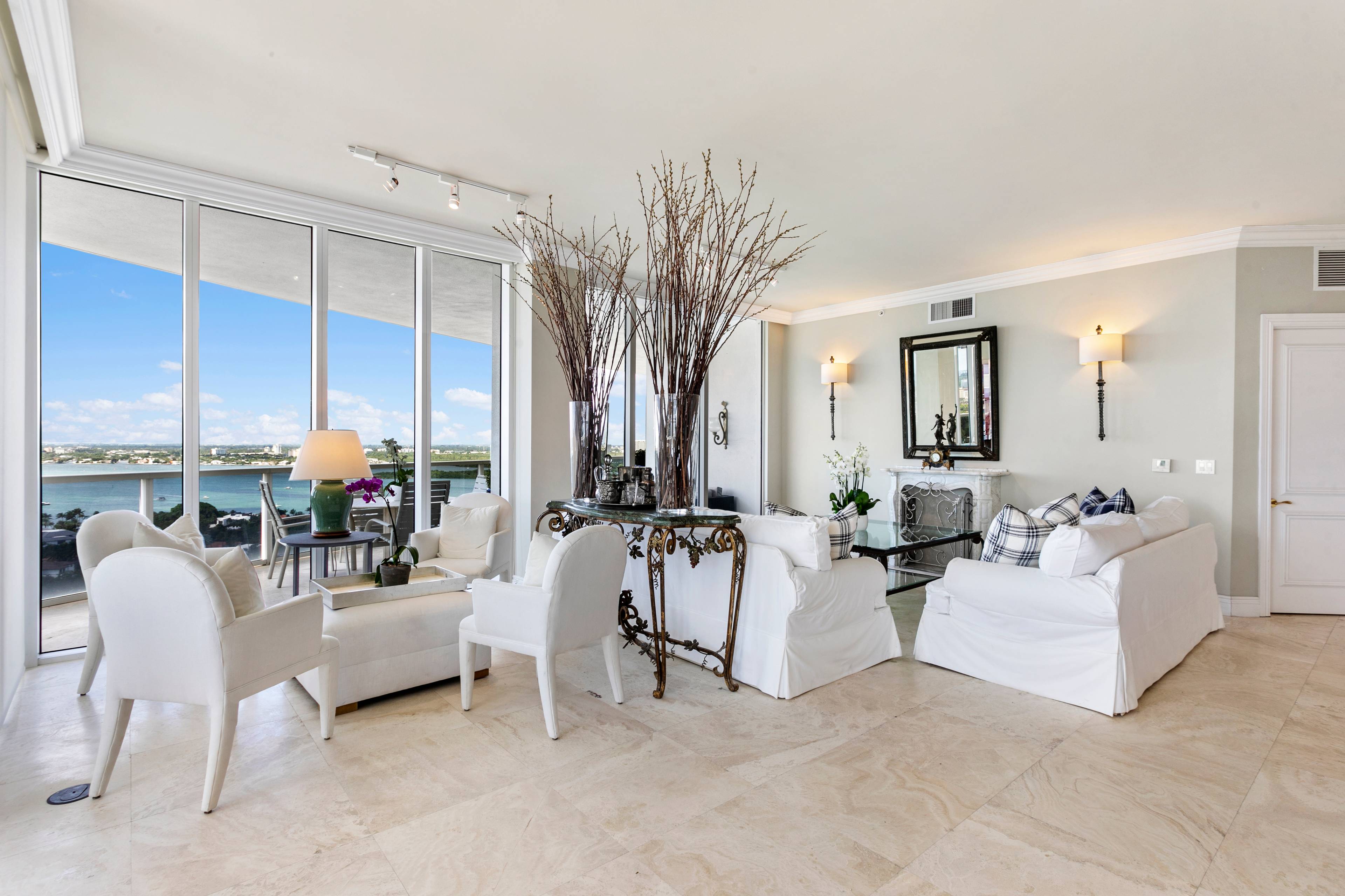 ELEGANCE AND LUXURY ON THE BEACH AT BELLINI TOWER IN BAL HARBOUR