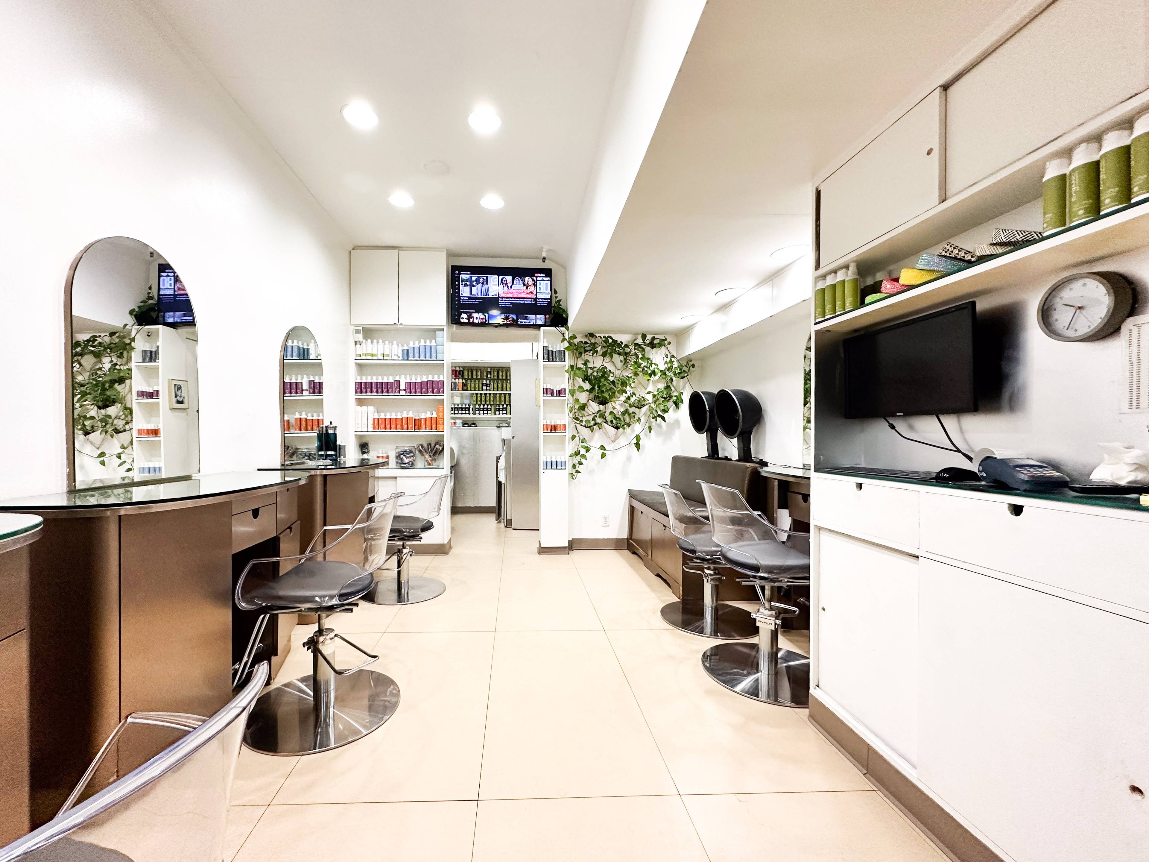 Business hair salon for sale in Midtown East