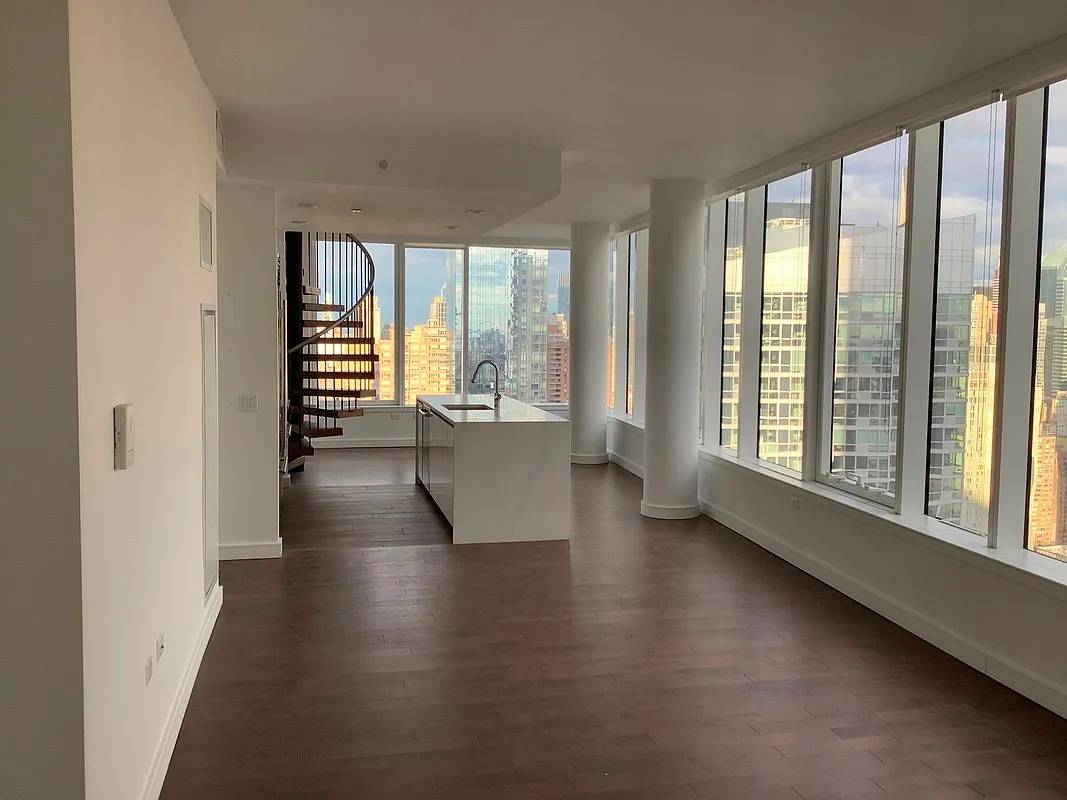 NO FEE  2 BED/3 BATH IN A LUXURY CLINTON BUILDING WITH A PRIVATE TERRACE