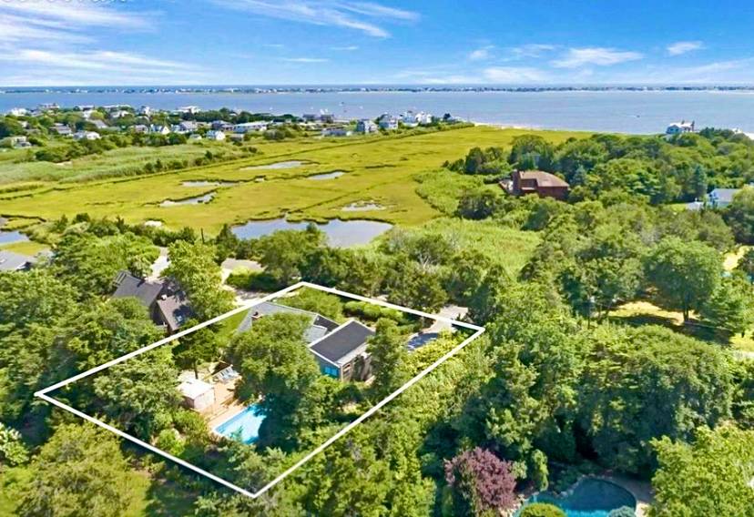Sunny Hamptons Get- Away