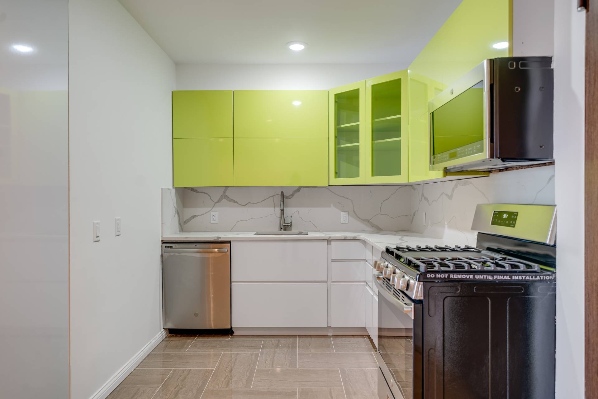 1 Month Free! 2 Bedrooms | 2 Bathrooms in Newest Luxury Building in Journal Square Jersey City!