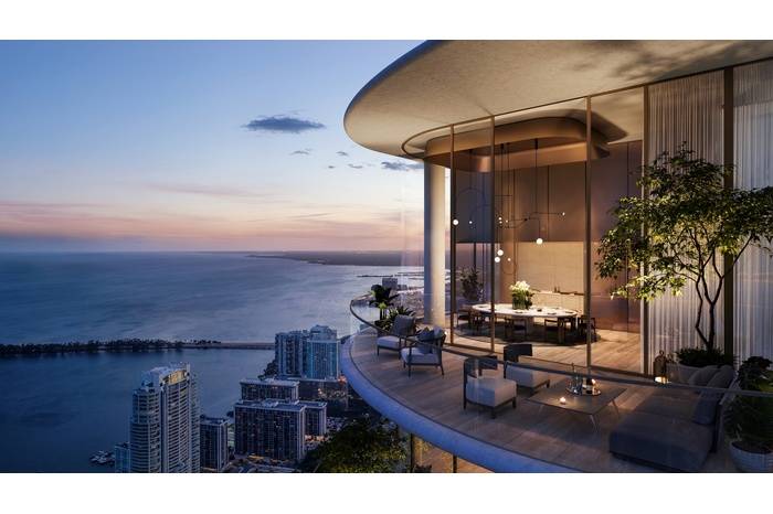 Miami | Water View |3 Bedroom + Den | 3,767 SF | Private Elevator |