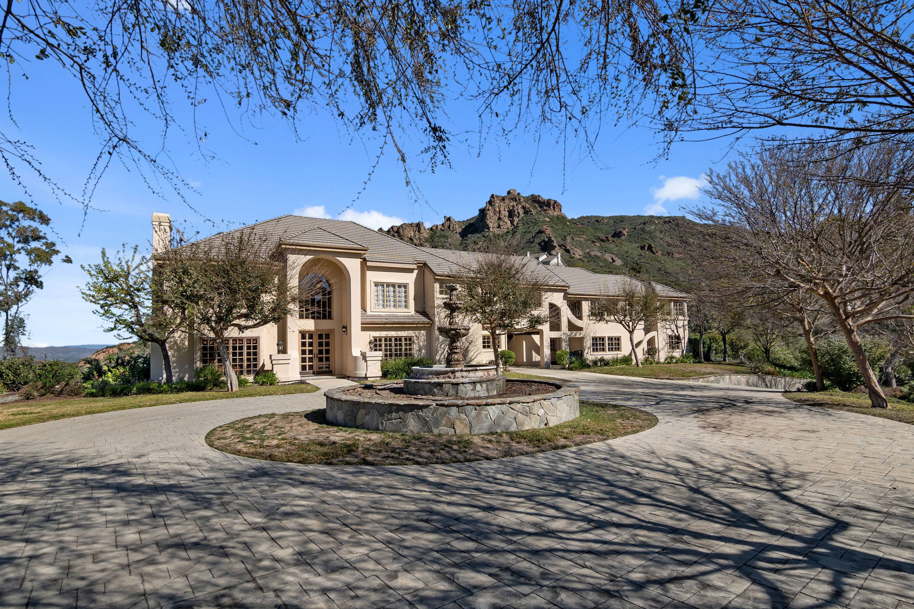 Malibu Manor offered for 5.299M is an incredible almost 5,000 sq ft estate on close to 5 acres in Malibu Wine Country and a Must See!!