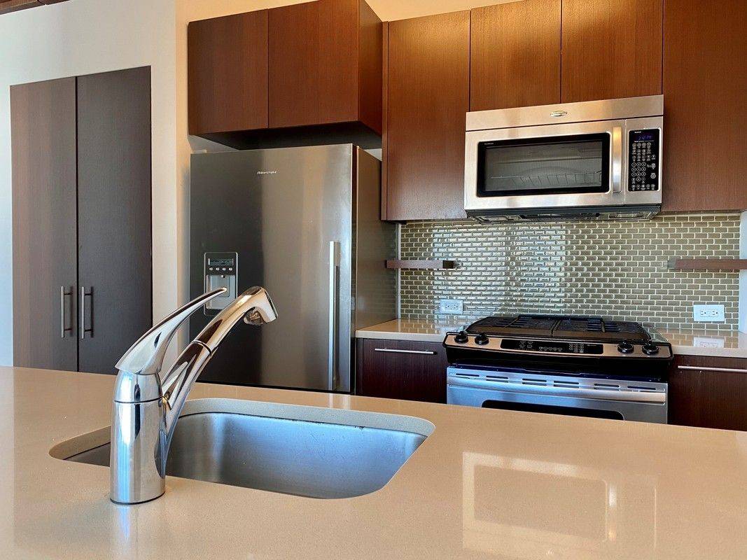 No Fee & 1 Month Free - K-Town 1 Bed/1 Bath Luxury Residence - W/D in Unit