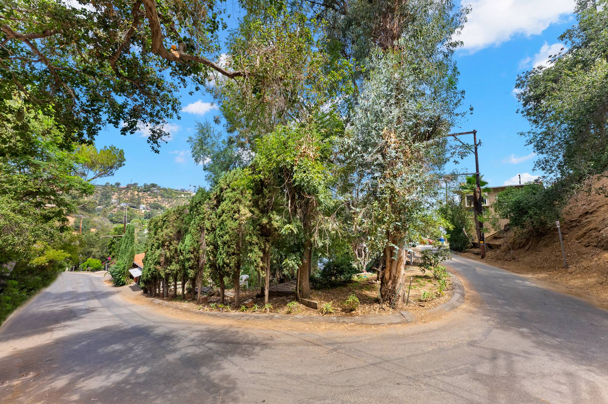 GORGEOUS PEACFUL LAUREL CYN LAND FOR SALE! OWN A PIECE OF THE CANYON!