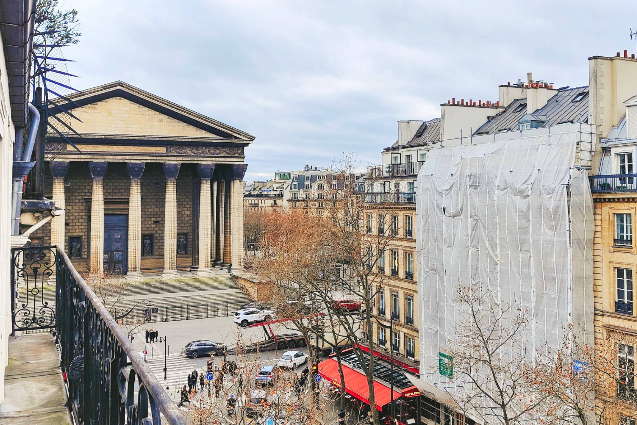 Paris, Iconic Place de la  Madeleine- Rare Opportunity of a family apartment - Off Market